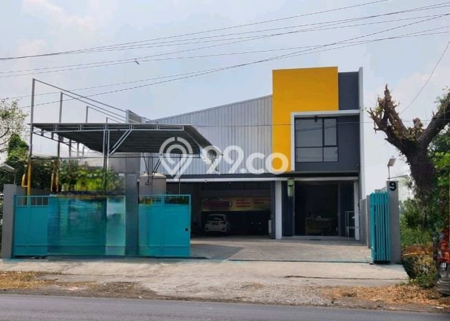 Ruko bagus disewakan di Menganti Gresik dengan LB 255m2 harga sewa terbaik Ruko bagus disewakan di Menganti Gresik dengan LB 255m2 harga sewa terbaik