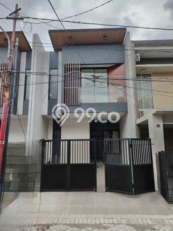 Rumah Terjangkau Akses Mudah LT 1m2 di Surabaya Rumah Terjangkau Akses Mudah LT 1m2 di Surabaya