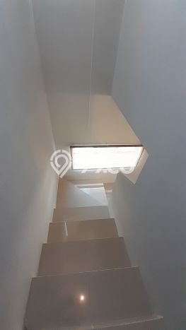 FEATURED! Rumah di Wiyung, 2 KM, Area Premium, LT 55m2m² Bangunan 77m2m² FEATURED! Rumah di Wiyung, 2 KM, Area Premium, LT 55m2m² Bangunan 77m2m²