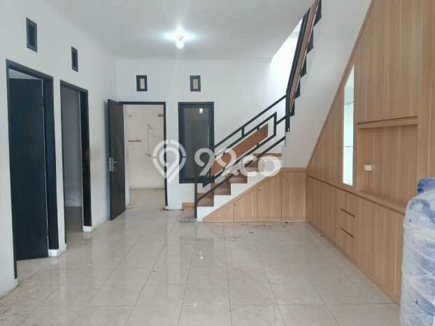 Dijual Hunian Rumah Nyaman 4 Kamar di Sariwangi, Bandung Dijual Hunian Rumah Nyaman 4 Kamar di Sariwangi, Bandung