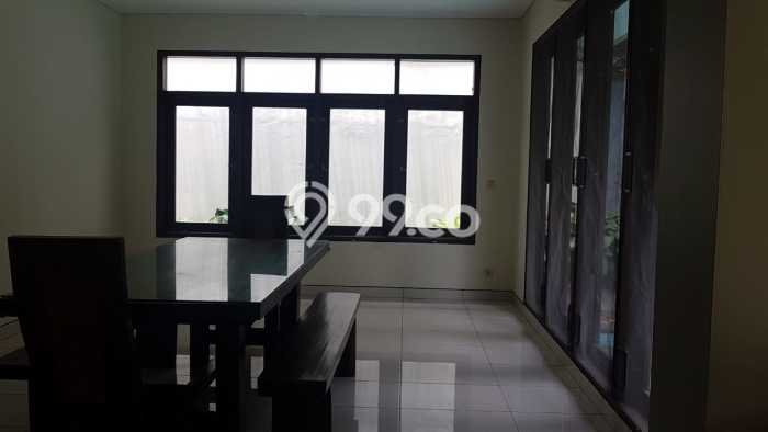 Disewakan Rumah Modern di Pancoran Harga Rp 750 Juta/ Tahun Disewakan Rumah Modern di Pancoran Harga Rp 750 Juta/ Tahun