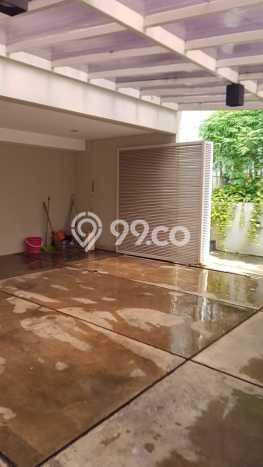 Disewakan Rumah Nyaman LT 260m2 / LB 400m2 di Senopati, Jakarta Selatan Disewakan Rumah Nyaman LT 260m2 / LB 400m2 di Senopati, Jakarta Selatan