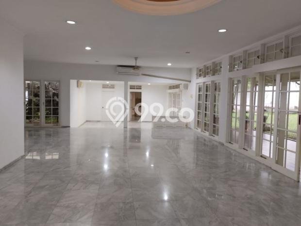 Rumah Mewah LB 2000m2 Siap Pakai Desain Elegan di patra kuningan, Jakarta Selatan Rumah Mewah LB 2000m2 Siap Pakai Desain Elegan di patra kuningan, Jakarta Selatan