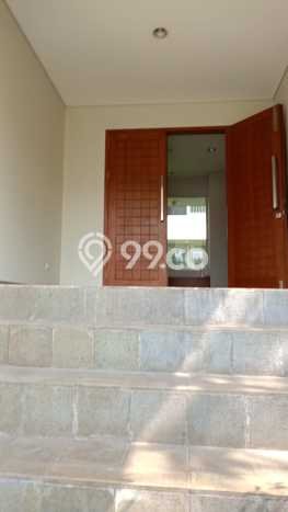 Sewa Rumah Strategis di Menteng Dalam LT 600m2 / LB 400m2 Kondisi Bagus Sewa Rumah Strategis di Menteng Dalam LT 600m2 / LB 400m2 Kondisi Bagus
