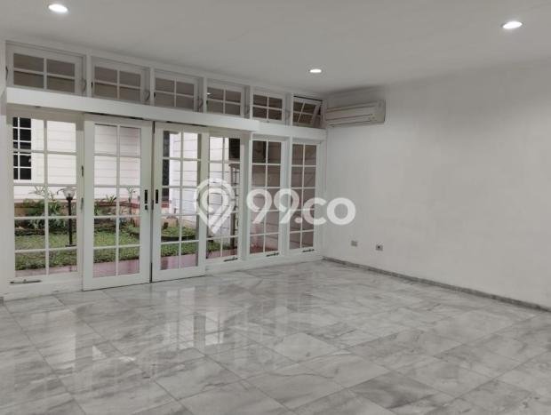 Rumah Mewah LB 2000m2 Siap Pakai Desain Elegan di patra kuningan, Jakarta Selatan Rumah Mewah LB 2000m2 Siap Pakai Desain Elegan di patra kuningan, Jakarta Selatan