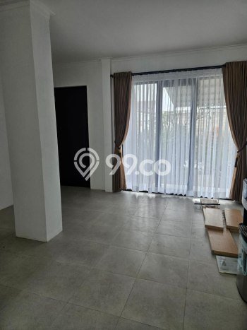 Jual Rumah Eksklusif 3 KT di Ciwaruga, Bandung Jual Rumah Eksklusif 3 KT di Ciwaruga, Bandung