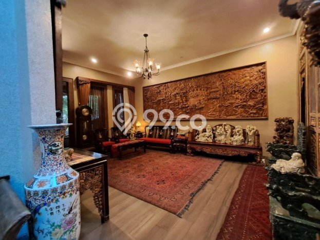 Rumah Mewah LB 700m2 Siap Huni Desain Elegan di Cijagra, Bandung Rumah Mewah LB 700m2 Siap Huni Desain Elegan di Cijagra, Bandung