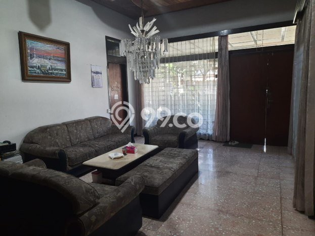 Dijual Hunian Rumah Nyaman 6 Kamar di BKR, Bandung Dijual Hunian Rumah Nyaman 6 Kamar di BKR, Bandung
