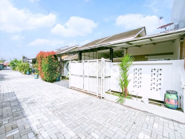 INVESTASI TEPAT! Rumah area Bogor Utara, Luas 72m² LB 36m² INVESTASI TEPAT! Rumah area Bogor Utara, Luas 72m² LB 36m²