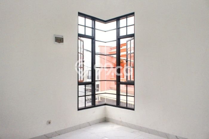 Rumah Modern Minimalis 3 Kamar Bisa Langsung Pindah di Pancoran Mas Rumah Modern Minimalis 3 Kamar Bisa Langsung Pindah di Pancoran Mas