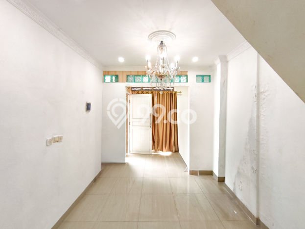 Hunian Nyaman Asri 4 KT Siap Huni di Bintaro Tangerang Selatan Hunian Nyaman Asri 4 KT Siap Huni di Bintaro Tangerang Selatan