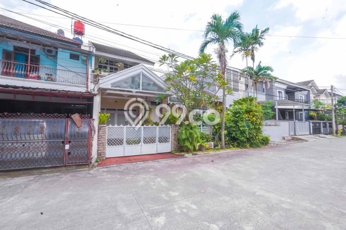 Rumah Strategis Modern Lb 242m2 di Cinere, Depok Rumah Strategis Modern Lb 242m2 di Cinere, Depok