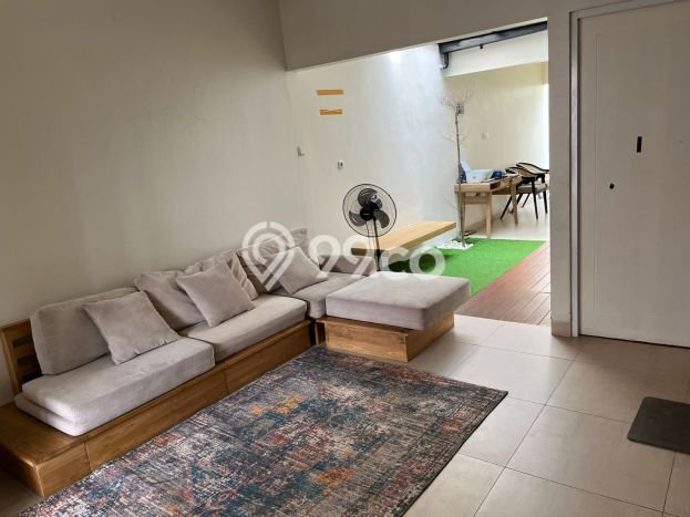 For Sale Rumah 4 Kamar Lokasi Strategis Bagus dan Strategis di Serpong For Sale Rumah 4 Kamar Lokasi Strategis Bagus dan Strategis di Serpong