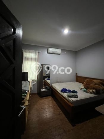 Hunian Eksklusif Siap Huni LT 385m2 di Beji, Depok Hunian Eksklusif Siap Huni LT 385m2 di Beji, Depok