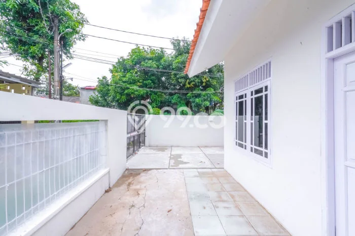 Rumah Strategis Minimalis Lb 81m2 di Setu, Tangerang Selatan Rumah Strategis Minimalis Lb 81m2 di Setu, Tangerang Selatan