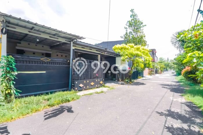 Rumah Modern Cantik 2 KT Siap Huni di Pancoran Mas Rumah Modern Cantik 2 KT Siap Huni di Pancoran Mas