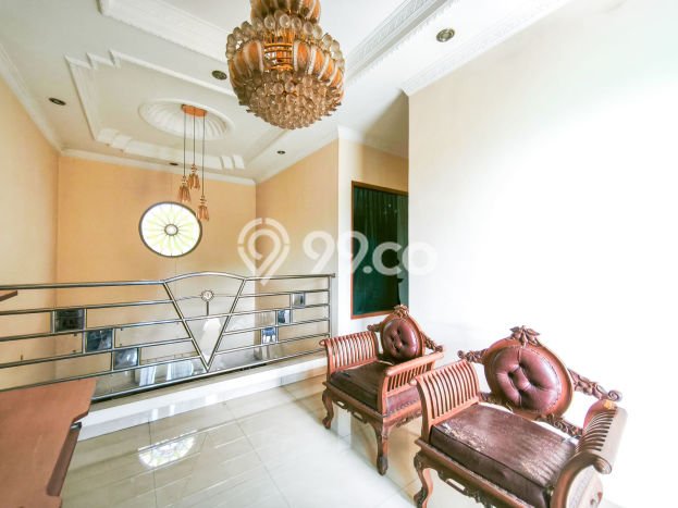 Rumah Luxury Modern Tanpa Renovasi di Cibubur Jakarta Timur Rumah Luxury Modern Tanpa Renovasi di Cibubur Jakarta Timur