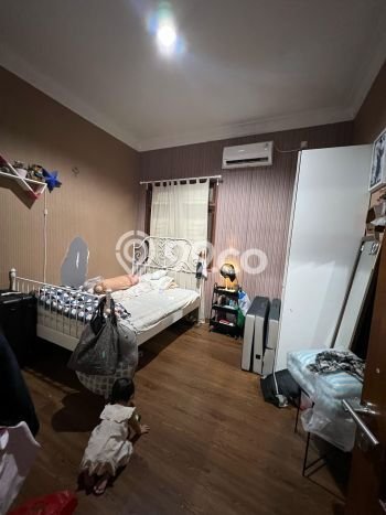 Hunian Eksklusif Siap Huni LT 385m2 di Beji, Depok Hunian Eksklusif Siap Huni LT 385m2 di Beji, Depok