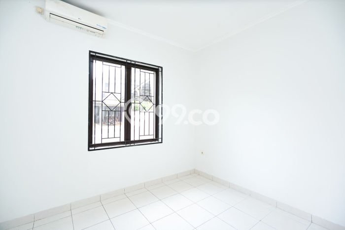 Rumah Minimalis 3 KT LT 136m2 di Kota Wisata Rumah Minimalis 3 KT LT 136m2 di Kota Wisata