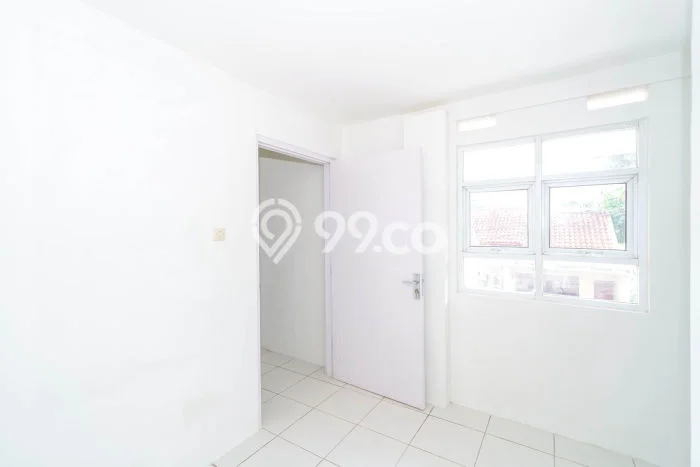 Rumah Strategis Minimalis Lb 81m2 di Setu, Tangerang Selatan Rumah Strategis Minimalis Lb 81m2 di Setu, Tangerang Selatan