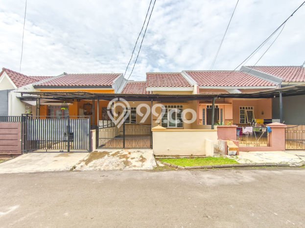 Jual Rumah Eksklusif 2 KT di BSD, Tangerang Jual Rumah Eksklusif 2 KT di BSD, Tangerang