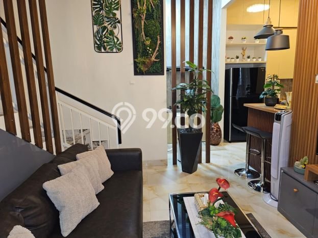 Dijual Rumah Strategis Bagus Punya 2 KT di Jagakarsa Jakarta Selatan SHM Dijual Rumah Strategis Bagus Punya 2 KT di Jagakarsa Jakarta Selatan SHM