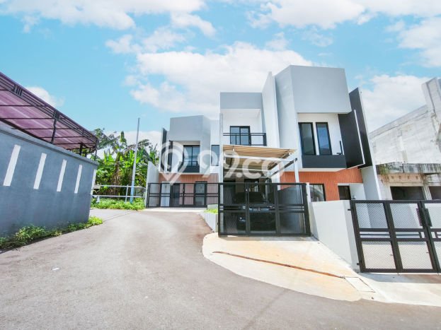 Dijual Cepat Rumah Bagus Siap Huni LB 180m2 di Jatisampurna, Bekasi Dijual Cepat Rumah Bagus Siap Huni LB 180m2 di Jatisampurna, Bekasi