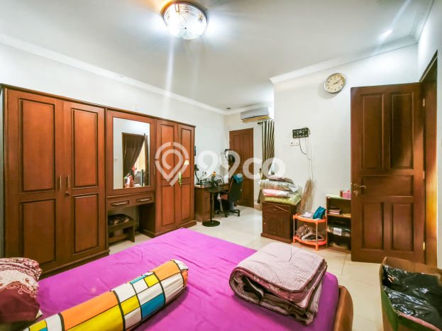 Rumah Luxury Modern Tanpa Renovasi di Cibubur Jakarta Timur Rumah Luxury Modern Tanpa Renovasi di Cibubur Jakarta Timur