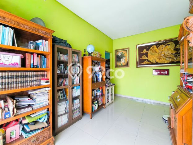 Siap Huni Hunian Elit 4 Kamar di Cipayung Dekat ke Mana Saja Siap Huni Hunian Elit 4 Kamar di Cipayung Dekat ke Mana Saja