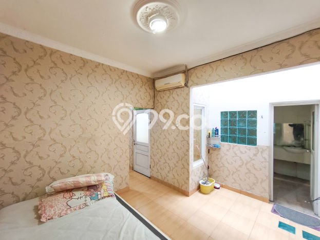 Hunian Nyaman Asri 4 KT Siap Huni di Bintaro Tangerang Selatan Hunian Nyaman Asri 4 KT Siap Huni di Bintaro Tangerang Selatan