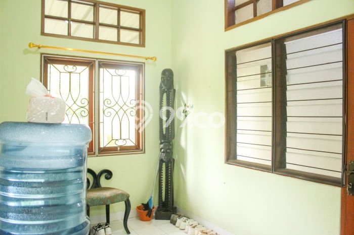 Hunian Cantik Minimalis Lb 180m2 di Pancoran Mas, Depok Hunian Cantik Minimalis Lb 180m2 di Pancoran Mas, Depok