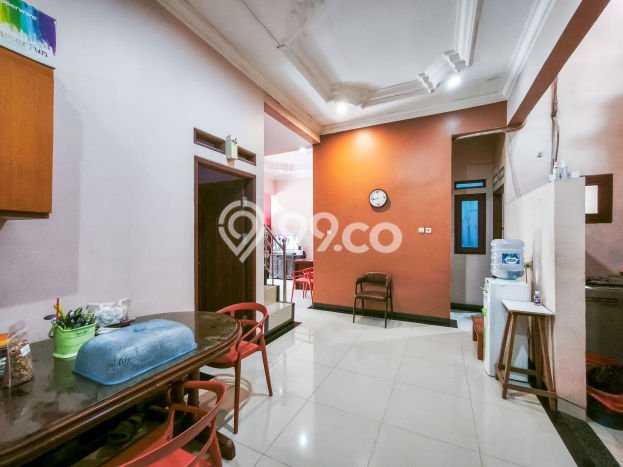 Dijual Rumah 4 Kamar Lokasi Ideal Bagus dan Strategis di Cibinong Dijual Rumah 4 Kamar Lokasi Ideal Bagus dan Strategis di Cibinong