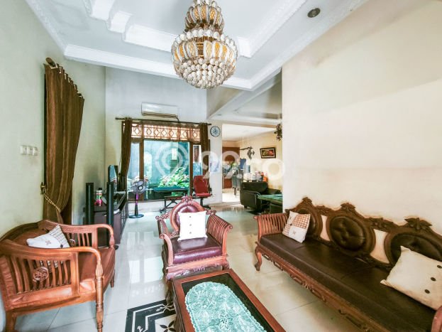 Rumah Luxury Modern Tanpa Renovasi di Cibubur Jakarta Timur Rumah Luxury Modern Tanpa Renovasi di Cibubur Jakarta Timur