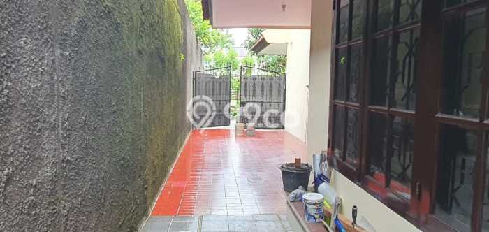 Rumah Mewah LB 289m2 Siap Pakai Desain Elegan di Baranangsiang, Bogor Rumah Mewah LB 289m2 Siap Pakai Desain Elegan di Baranangsiang, Bogor