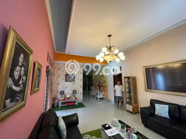 For Sale Hunian Rumah Nyaman 5 Kamar di Ciparigi, Bogor For Sale Hunian Rumah Nyaman 5 Kamar di Ciparigi, Bogor
