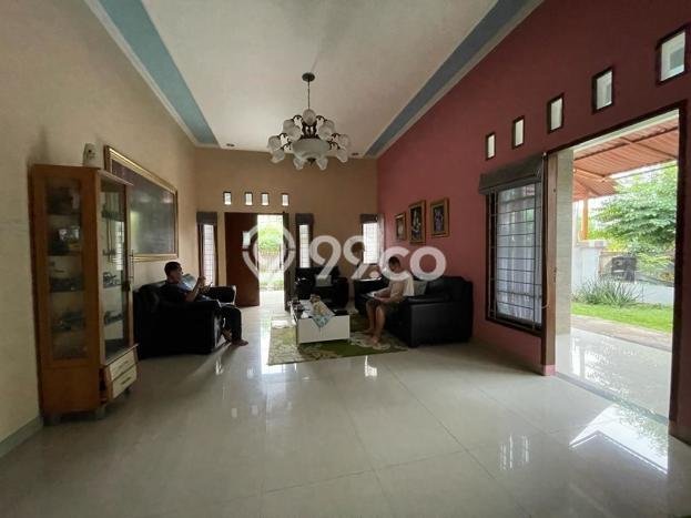 For Sale Hunian Rumah Nyaman 5 Kamar di Ciparigi, Bogor For Sale Hunian Rumah Nyaman 5 Kamar di Ciparigi, Bogor