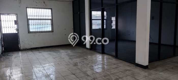 Disewakan Ruko di Kawasan Ramai Tajur Luas 81m2 Disewakan Ruko di Kawasan Ramai Tajur Luas 81m2