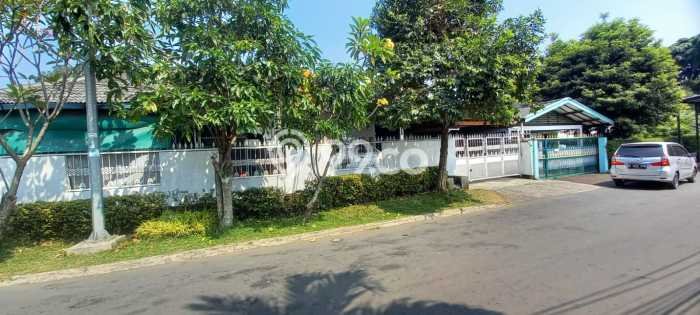 Hunian Mewah LB 300m2 Siap Pakai Desain Elegan di Tegal Gundil, Bogor Hunian Mewah LB 300m2 Siap Pakai Desain Elegan di Tegal Gundil, Bogor