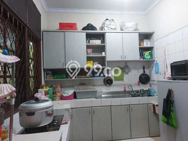 Rumah Elit LB 211m2 Siap Pakai Desain Elegan di Katulampa, Bogor Rumah Elit LB 211m2 Siap Pakai Desain Elegan di Katulampa, Bogor