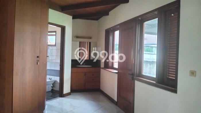 Jual Rumah Mewah Megah Dengan View Eksklusif di Baranangsiang, Bogor Jual Rumah Mewah Megah Dengan View Eksklusif di Baranangsiang, Bogor