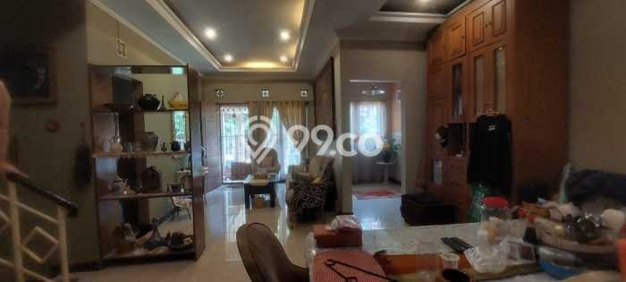For Sale! Luxury House LT 220m2 Desain Elegan di cimahpar For Sale! Luxury House LT 220m2 Desain Elegan di cimahpar