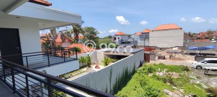 Vila Strategis Kawasan , Area 330m2m², Area Nyaman Vila Strategis Kawasan , Area 330m2m², Area Nyaman