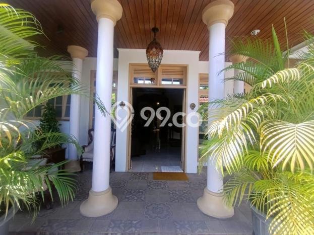 HOT DEAL! Vila Kawasan , Luas 413m2m², Area Prima HOT DEAL! Vila Kawasan , Luas 413m2m², Area Prima