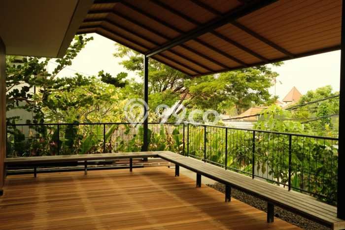 DIJUAL! Vila di , Luas 200m2m², Lokasi Strategis DIJUAL! Vila di , Luas 200m2m², Lokasi Strategis