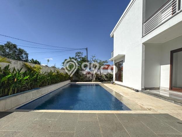 Tersedia Vila Kawasan , Area 329m2m², Lingkungan tenang untuk keluarga Tersedia Vila Kawasan , Area 329m2m², Lingkungan tenang untuk keluarga