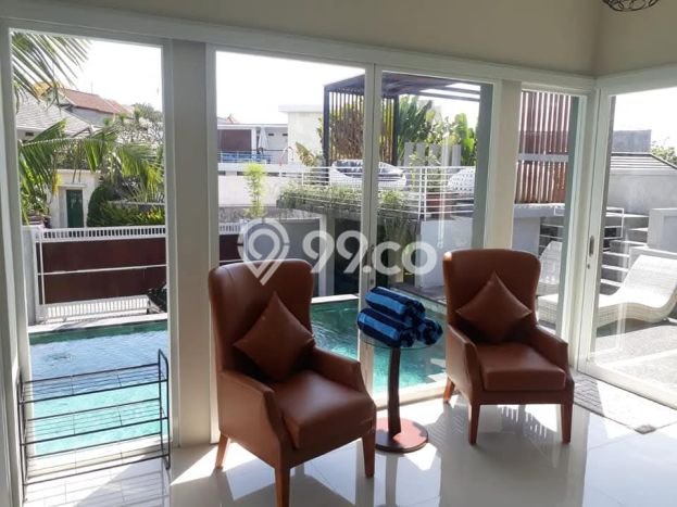 Dijual Vila Kawasan , Area 347m2m², Lokasi Premium Dijual Vila Kawasan , Area 347m2m², Lokasi Premium
