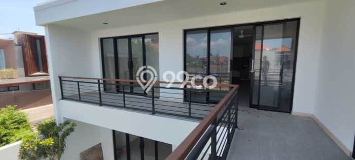 Vila Strategis Kawasan , Area 330m2m², Area Nyaman Vila Strategis Kawasan , Area 330m2m², Area Nyaman
