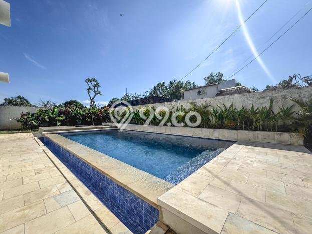 Tersedia Vila Kawasan , Area 329m2m², Lingkungan tenang untuk keluarga Tersedia Vila Kawasan , Area 329m2m², Lingkungan tenang untuk keluarga