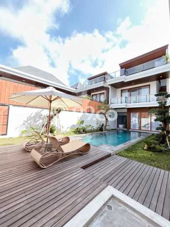 Vila Premium Kawasan , Luas 450m2m², Dekat Badung, Badung Vila Premium Kawasan , Luas 450m2m², Dekat Badung, Badung