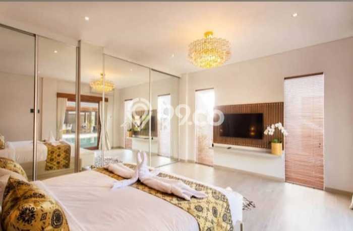 DIJUAL! Vila di , Luas 530m2m², Posisi Strategis DIJUAL! Vila di , Luas 530m2m², Posisi Strategis
